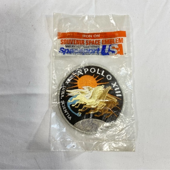 Apollo XIII Ex Luna, Scientia Vintage Souvenir NASA Kennedy Space Center Patch - Picture 1 of 5